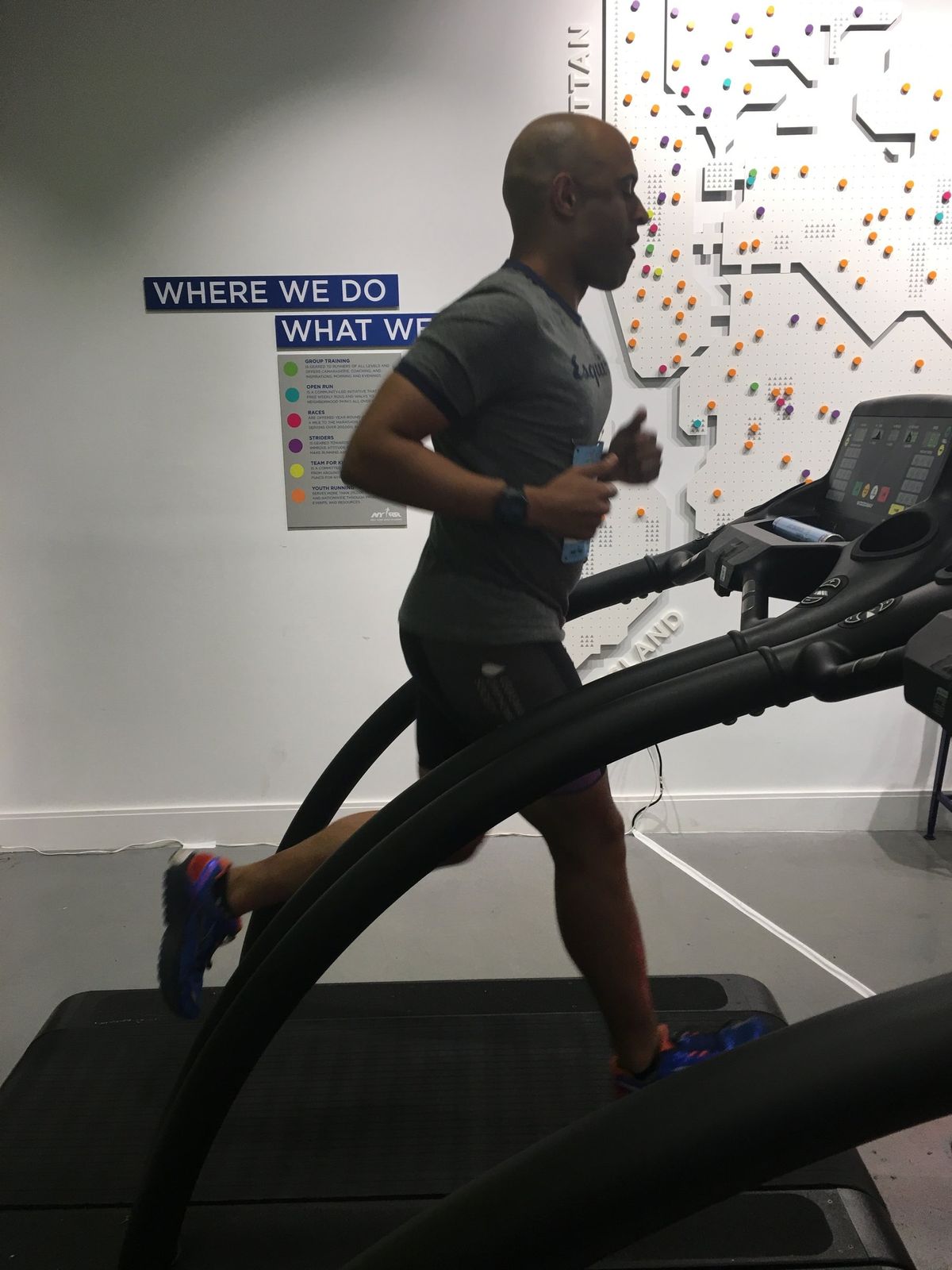 Yasir Salem running on a treadmill